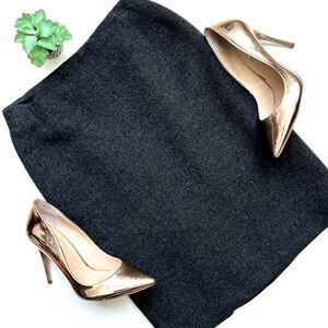 Max Mara Charcoal Gray Wool Angora Cashmere Pencil Skirt Made in Italy Size 2